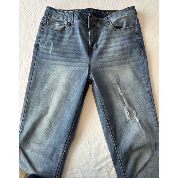 True Craft Jeans Mid Rise Skinny Women's Size 11 x 29inseam Blue Distressed - Picture 8 of 14